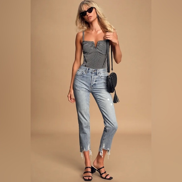 PISTOLA Charlie Light Wash Distressed High-Rise Straight Sz 29 - Picture 1 of 10
